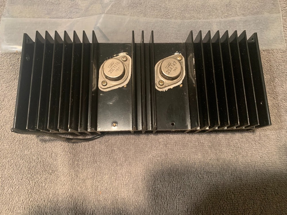 Kenwood KA-8100 Integrated Amplifier – Heatsink + Outputs