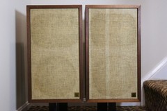 Acoustic Research AR-2ax Vintage Speakers Pair Tested Working Original Drivers!