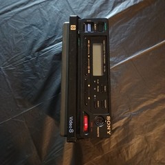 Sony EV-C8u Digital Stereo Video 8 Transportable
