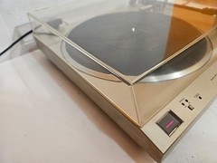 Pioneer PL-8 Quartz-PLL Electronic Control Direct Drive Full-Automatic Turntable