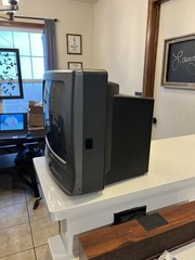 Vintage RCA X13101GS CRT Box 13 Inch TV 1993 – No Remote, WORKING