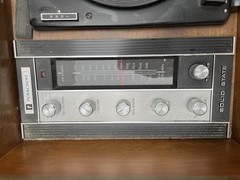 Penncrest Stereo Console