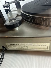 Technics SL-5300 Turntable Quartz Direct Drive Tested Working Read Description