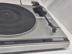 Kenwood KD-21R Belt Drive Turntable