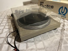 Pioneer PL-516 Turntable w/ Original Dust Cover-Vintage, Great Condition