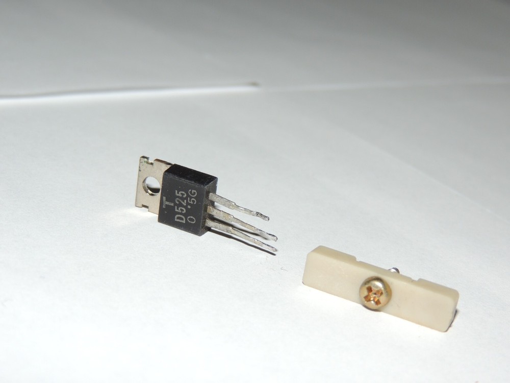 Pioneer SA-6500 Transistor and Holder 2SD525