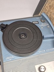 Vintage Califone 1410 K Record Player Needs Needle