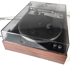 Sansui Belt Drive SR-3030B Turntable. Vintage