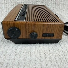 GE Vintage AM/FM Clock Radio Walnut Wood Grain Finish Red LED Model 7-4625C