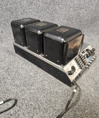 McIntosh MC240 Vacuum Tube Amplifier with owners manual