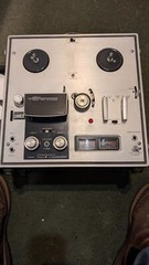 AKAI VINTAGE STEREO MODEL 1710 REEL / REEL 4trk RECORDER w/Original Box