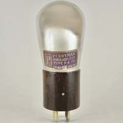(1) Tested Perryman PA 171 Tube Type 71A Marbled Brown Bakelite Base Globe