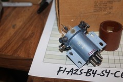 NOS vintage rare Raytheon JAN RK 6043 Electron tube