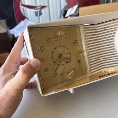 Vintage Motorola C17P MCM Bakelite for Parts or Repair Radio Clock No Cord