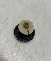 Dual 1229 Anti Skating knob – White cam is cracked