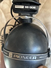 Pioneer SE-305 Stereo Headphones Vintage Tested Working Pictures