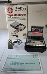 Vintage GE 3-5105 Tape Recorder w/dual Mic system both mics work super clean!