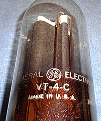 1 NOS GE VT-4-C 211 Vacuum Tube 1942 Vintage 100 Watts for Audio or Transmitting