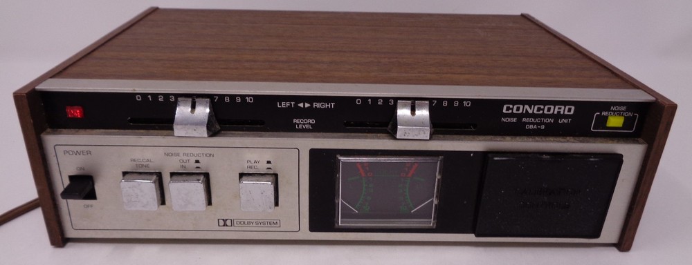 1970’s Concord DBA-9 Dolby Noise Reduction Unit – powers up, and needles move.