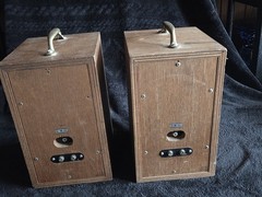 VTG 1970s Realistic Solo-103 Bookshelf Speakers Walnut Wood Case MCM WORKING