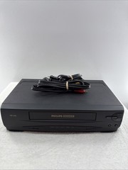Philips Magnavox VHS Model VRZ220AT21 Tested Includes Av Cables Very Clean