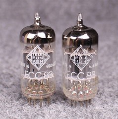 (2) Siemens (Telefunken Brand) 12AX7/ECC83 Tubes ~ MATCHED PAIR ~ Test As NOS!