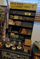 Vintage Sylvania Tube Shelf Sign tubes Shelf for 12AX7 EL34 7308 300B GZ34 6L6 +