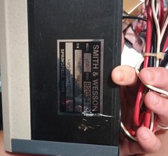 SMITH & WESSON CONTROL BOx