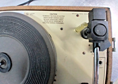 Audiotronics Model 304A, 4-Speed 16/33/45/78 RPM, Turntable, Record Player