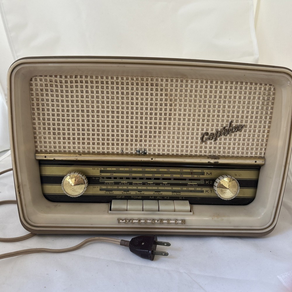 Telefunken Superheterodyne Caprice 7141W: NOT Working Western Germany