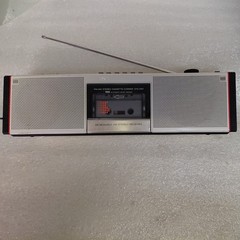 Sony CFS-FM7 model Retro Radio Cassette Recorder Vintage Boombox w/ FM Receiver