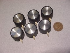 HEATHKIT 6-PCS BIRD BEAK POINTER STYLE BLACK AMPHENOL CONTROL KNOB LOT (LG***)