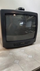 SHARP 13F-M100 13″ CRT COLOR TV Retro Gaming 1994 W/ Remote Tested (Video)