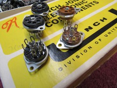 (4) NOS VINTAGE CINCH 7EB VACUUM TUBE SOCKET 7-PIN MINIATURE 6×4 0B2