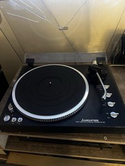 MGA Mitsubishi Direct Drive Fully Automatic DP-620 Turntable – Fully Functional