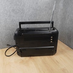 GE Superadio III 7-2887 AM/FM Long Range Portable Radio Tested Working