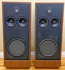 POLK AUDIO SDA 2 TWIN 6.5″ DRIVERS – 12″ PASSIVE RADITOR – TOWER SPEAKERS