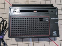 General Electric Two-Way Power 7-26600 AM/FM Portable Radio Tested/Works – ISSUE