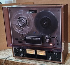 BEAUTIFUL TEAC A-4010GSL 4010 GSL 7 INCH REEL TO REEL WITH ORIGINAL DUST COVER !