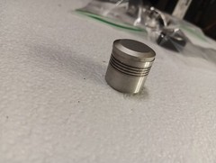 GUIDE ROLLER AND CAP ASSEMBLY FOR TEAC X-300 X-300R X-3R TASCAM 22-2 22-4 34