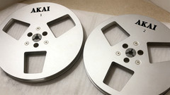 1 Pair Silver Akai 7″ x 1/4″ alum Take-Up Reel for Reel-to-Reel Tape Recorders..