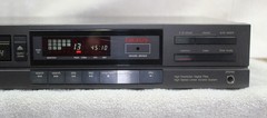 Technics Compact Disc Player SL-P300 1986 Good Codition with remote & RCA Cable