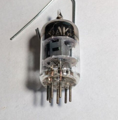 Vintage Vacuum Tube 6AK5 STAR TE-1 Tested 2/14/23
