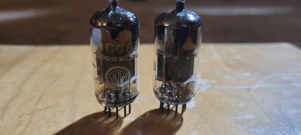 VALVO UCC85 PAIR Vacuum Tube TESTED GOOD