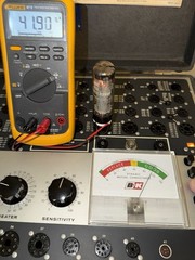 2 Nice Closely Matched Siemens 6CA7 EL34 Tubes O Getters Dimple Top Test Strong!