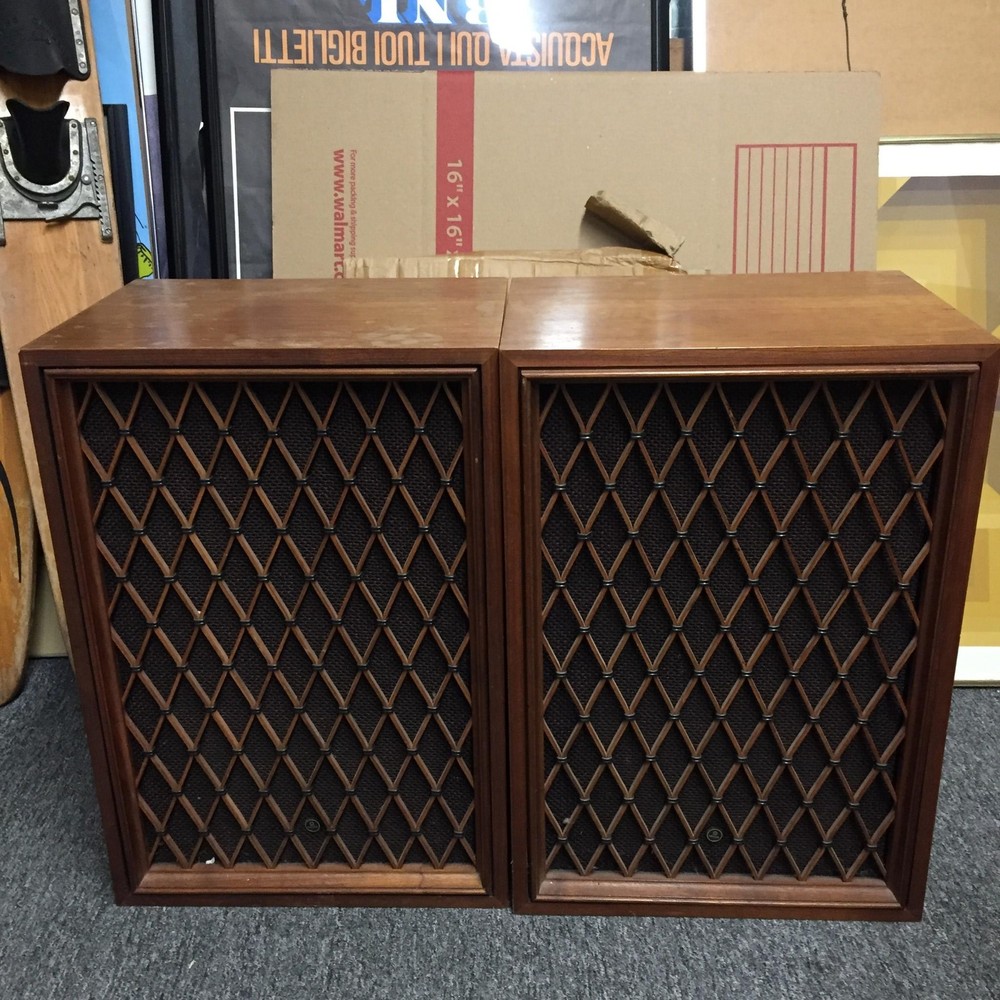 Pioneer Model CS-55 Vintage Standing Wood Grain Speakers