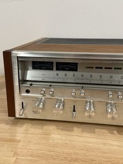 Very Near-Mint Vintage Pioneer SX-980 Stereo Receiver at 80 Watts per Channel