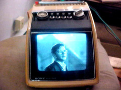 RETRO VINTAGE TV SONY 7 INCH B+W CRT PORTABLE TV AC-D BATTERIES CIRCA 1970