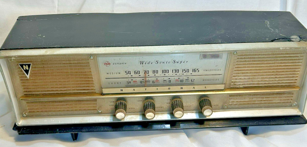 National DX-365 Vintage 1960 Vacuum Tube Radio Wide Sonic Super Powers on