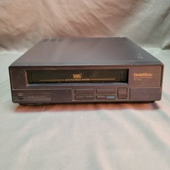 Goldstar VHS Video Cassette Player VCP 4206M**TESTED **WORKING**